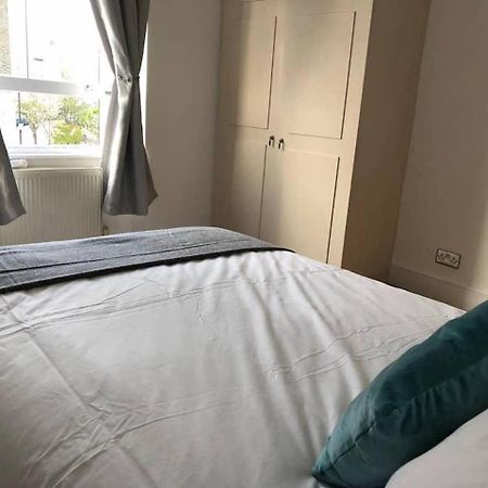 Eurostar Budget Rooms - Next To Kings Cross & Eurostar Train Station ロンドン エクステリア 写真