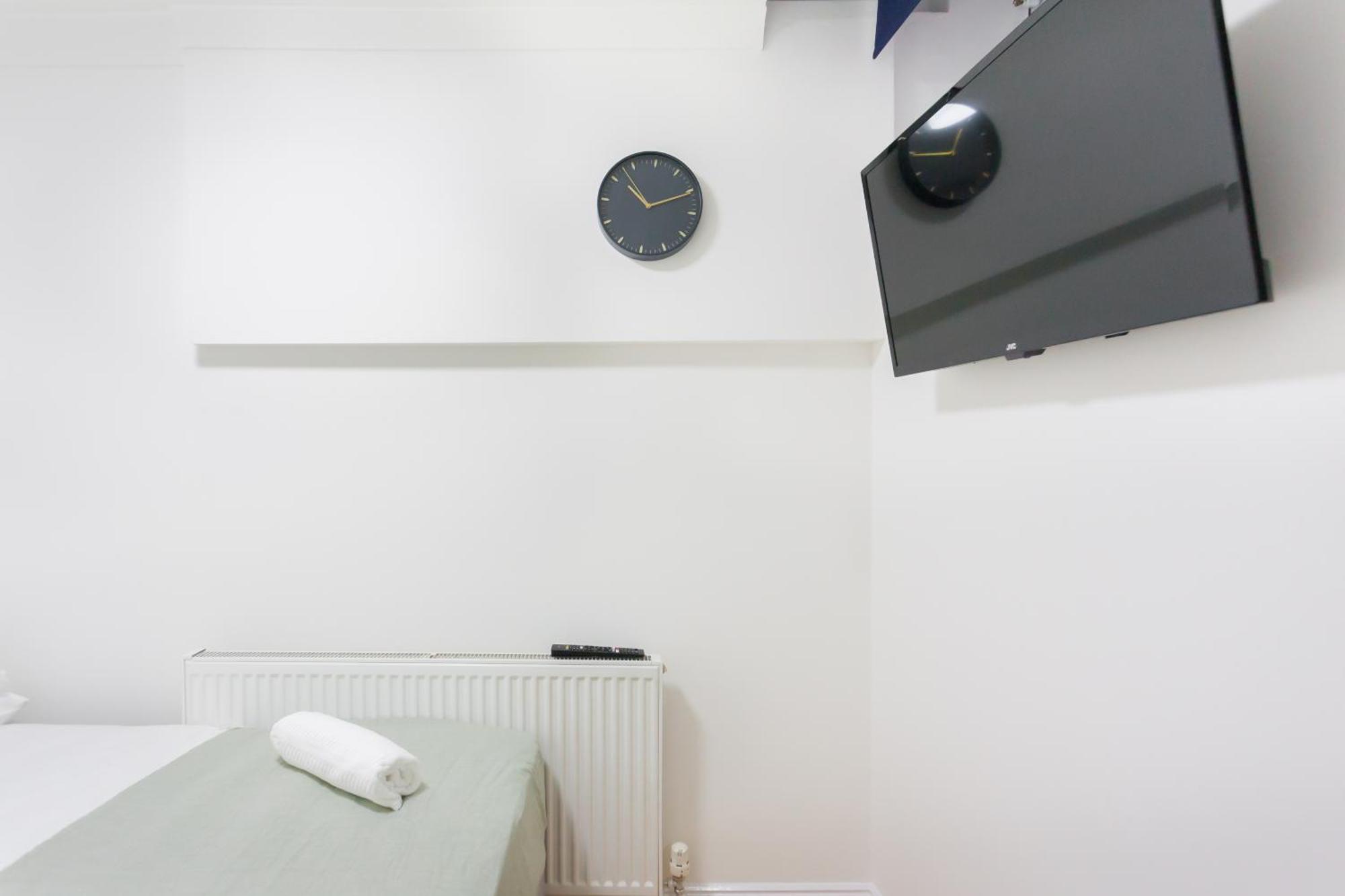 Eurostar Budget Rooms - Next To Kings Cross & Eurostar Train Station ロンドン エクステリア 写真