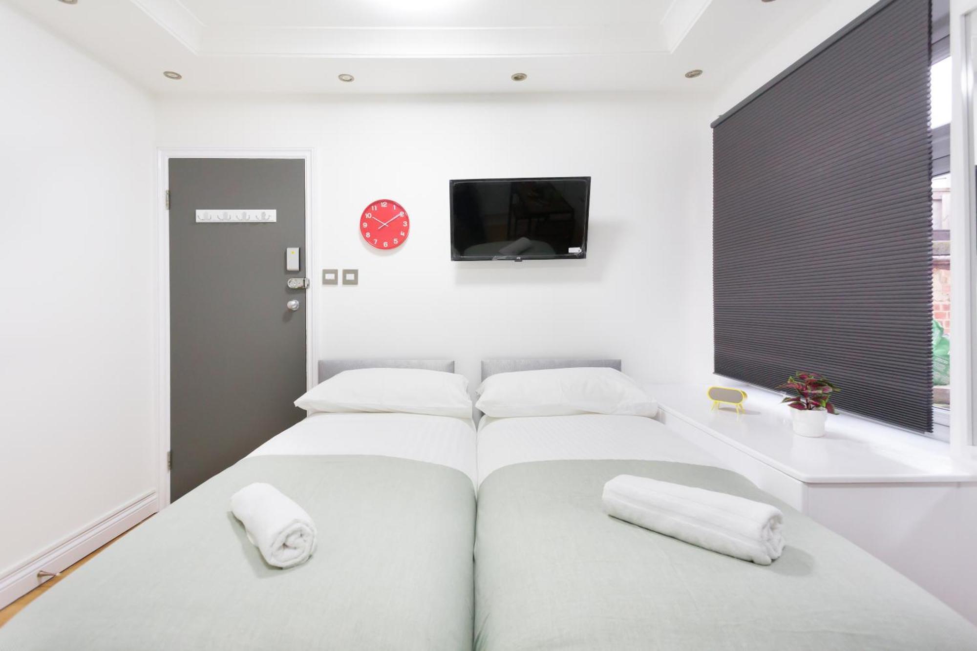Eurostar Budget Rooms - Next To Kings Cross & Eurostar Train Station ロンドン エクステリア 写真